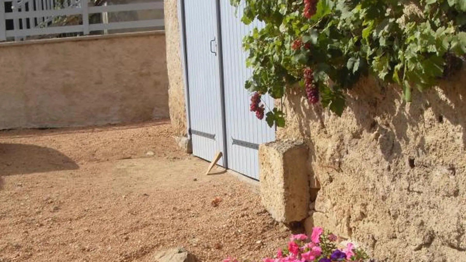 Casa de Férias Gite Rural Familial Avec Jardin, Terrasse Et Equipements Modernes Pres Du Parc Livradois Forez - Fr-1-496-22 Chérier